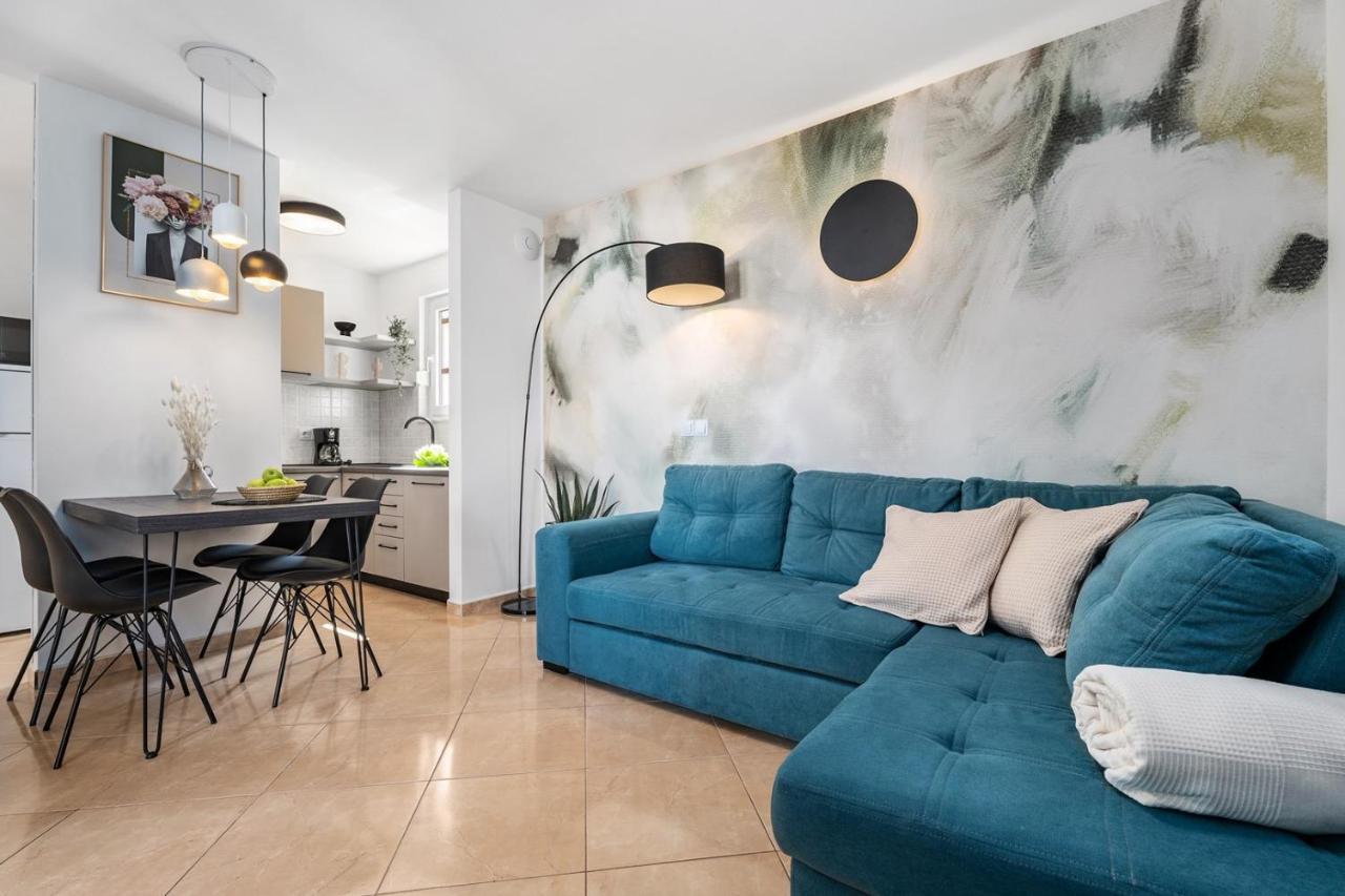 Villa Lux Promajna Ngoại thất bức ảnh