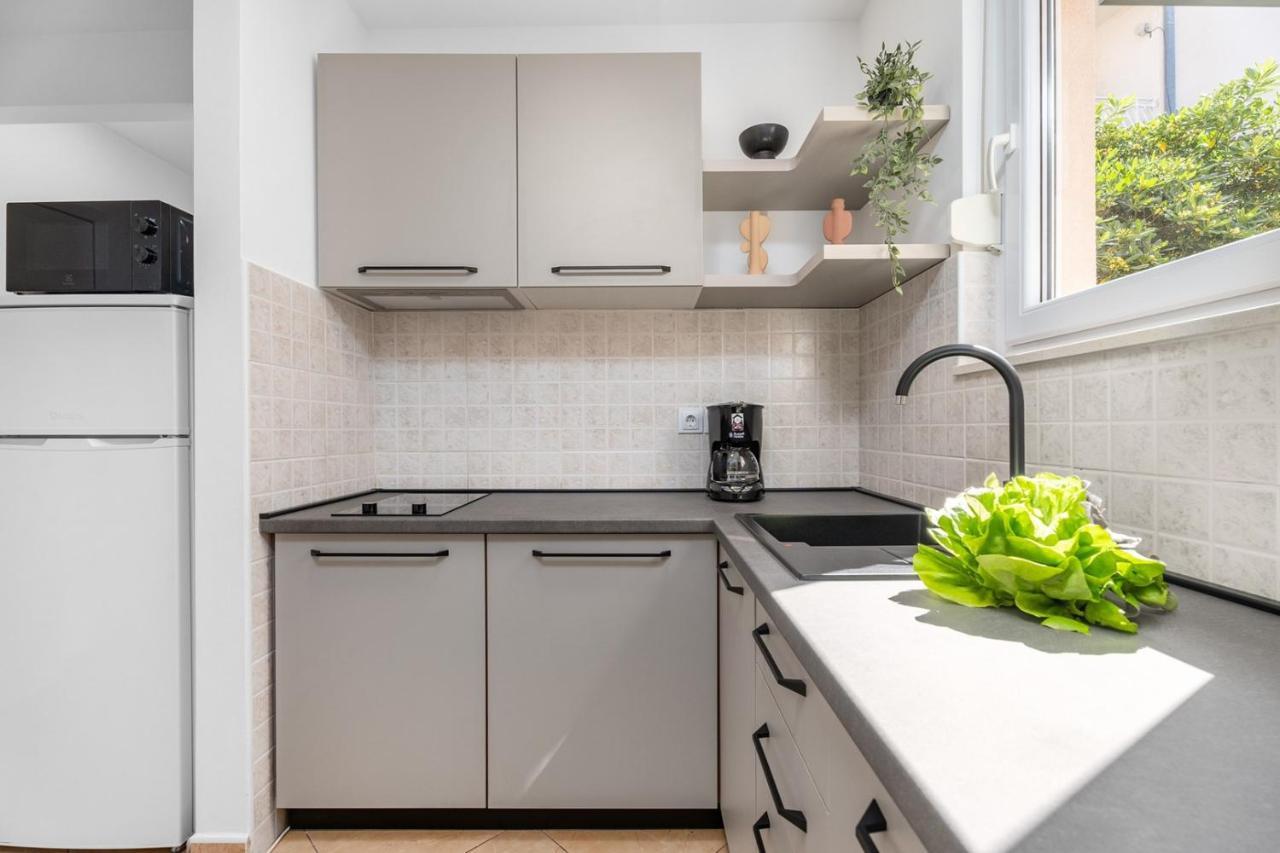 Villa Lux Promajna Ngoại thất bức ảnh