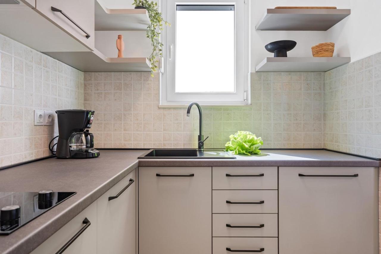 Villa Lux Promajna Ngoại thất bức ảnh