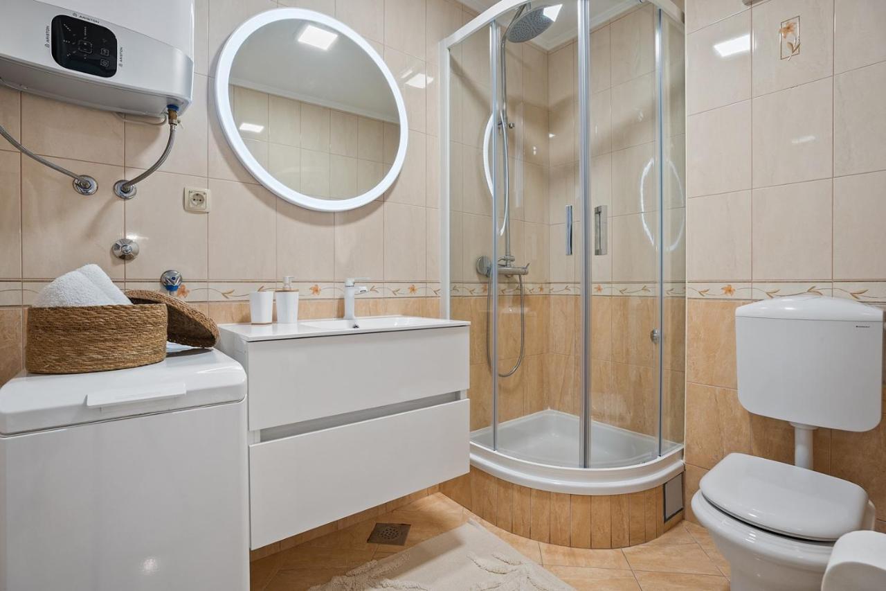 Villa Lux Promajna Ngoại thất bức ảnh
